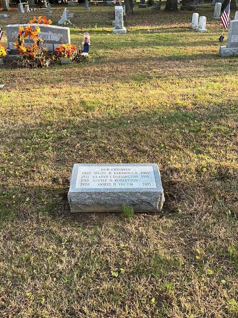 Hazel D. Yarbrough's grave. Photo 2