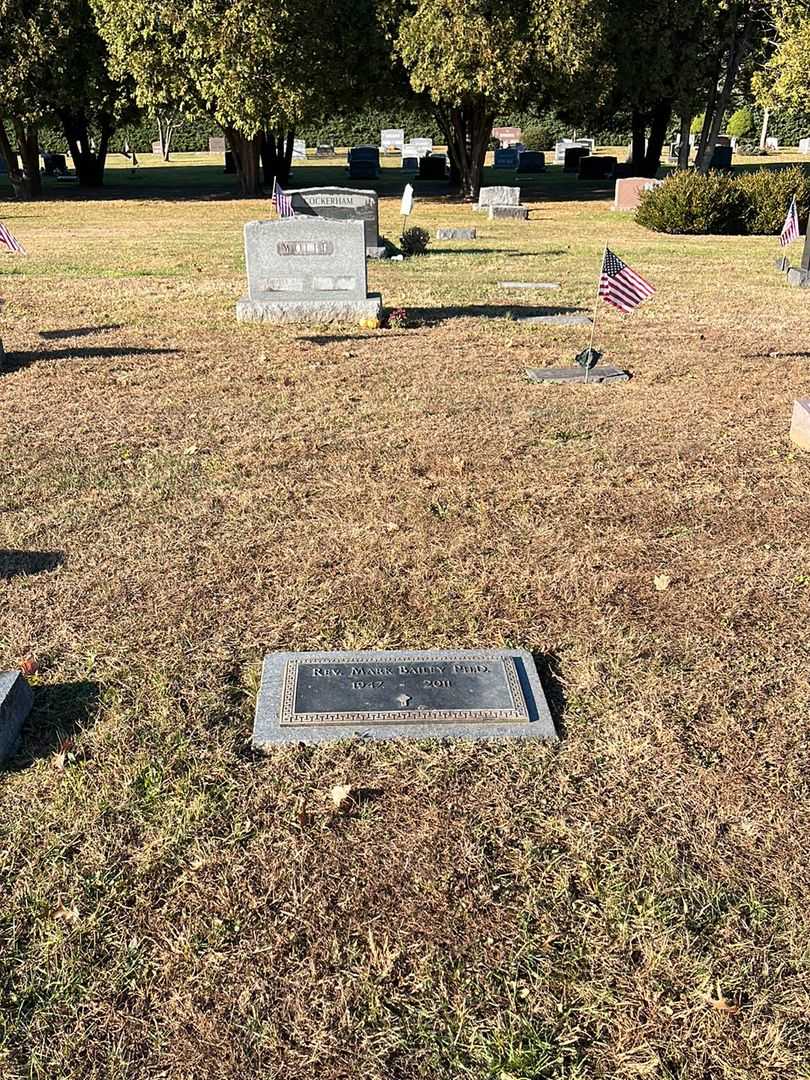 Doctor of Philosophy Rev. Mark W. Bailey's grave. Photo 2