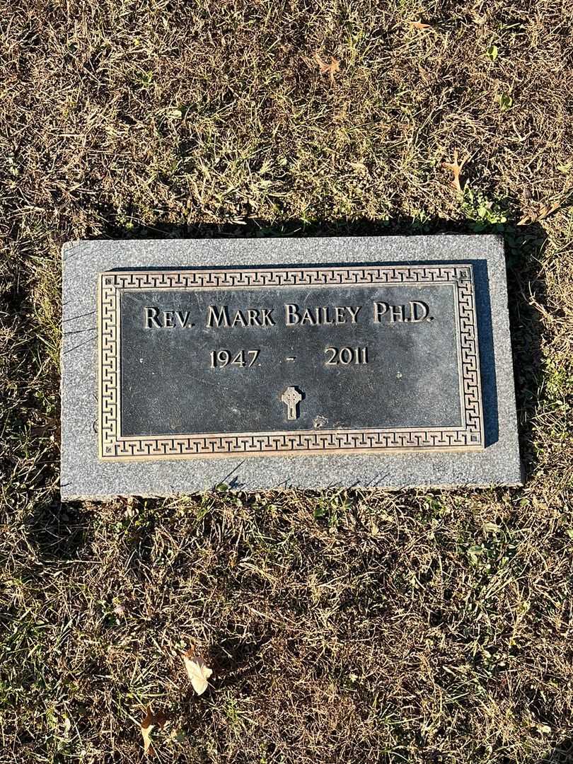 Doctor of Philosophy Rev. Mark W. Bailey's grave. Photo 3