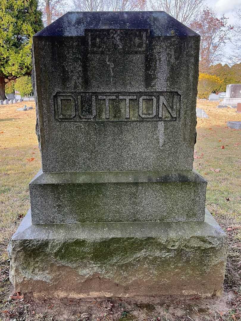 Nellie Campbell Dutton's grave. Photo 1