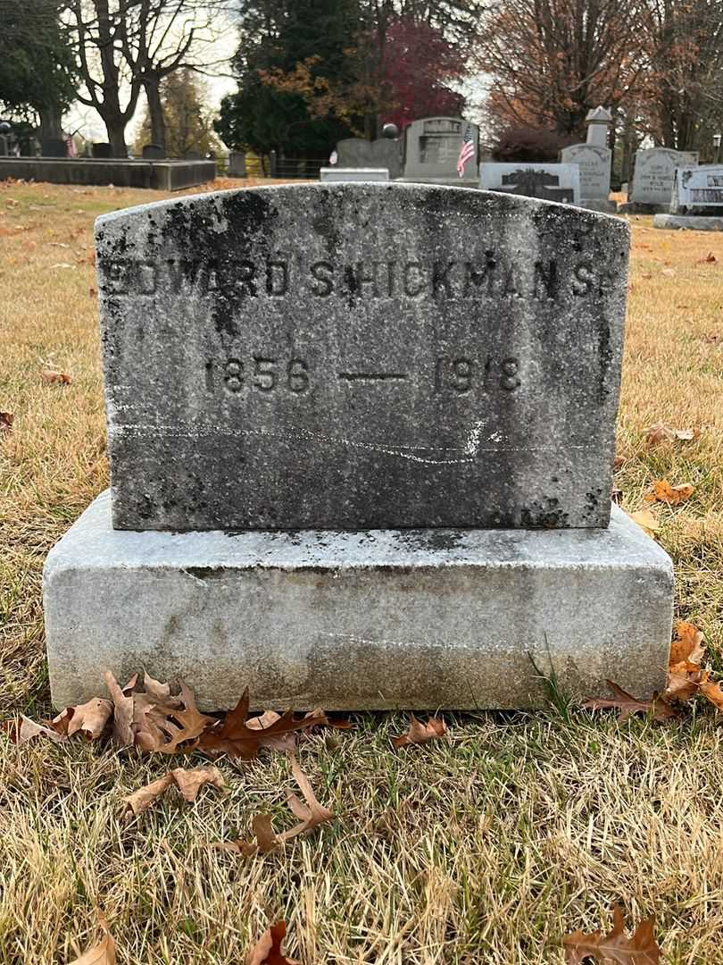 Edward A. Hickman Senior's grave. Photo 3