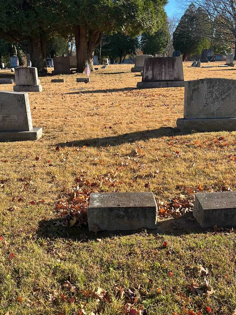 Otho E. Lane's grave. Photo 2