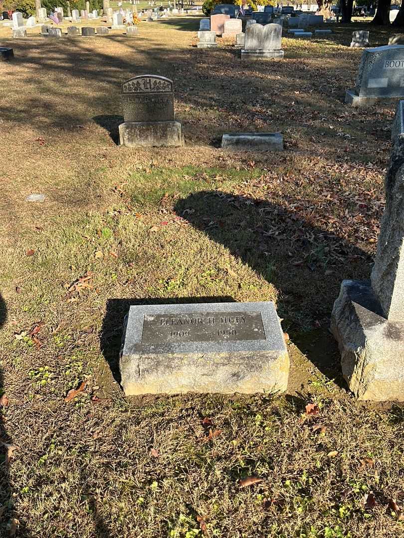 Eleanor H. Huey's grave. Photo 2