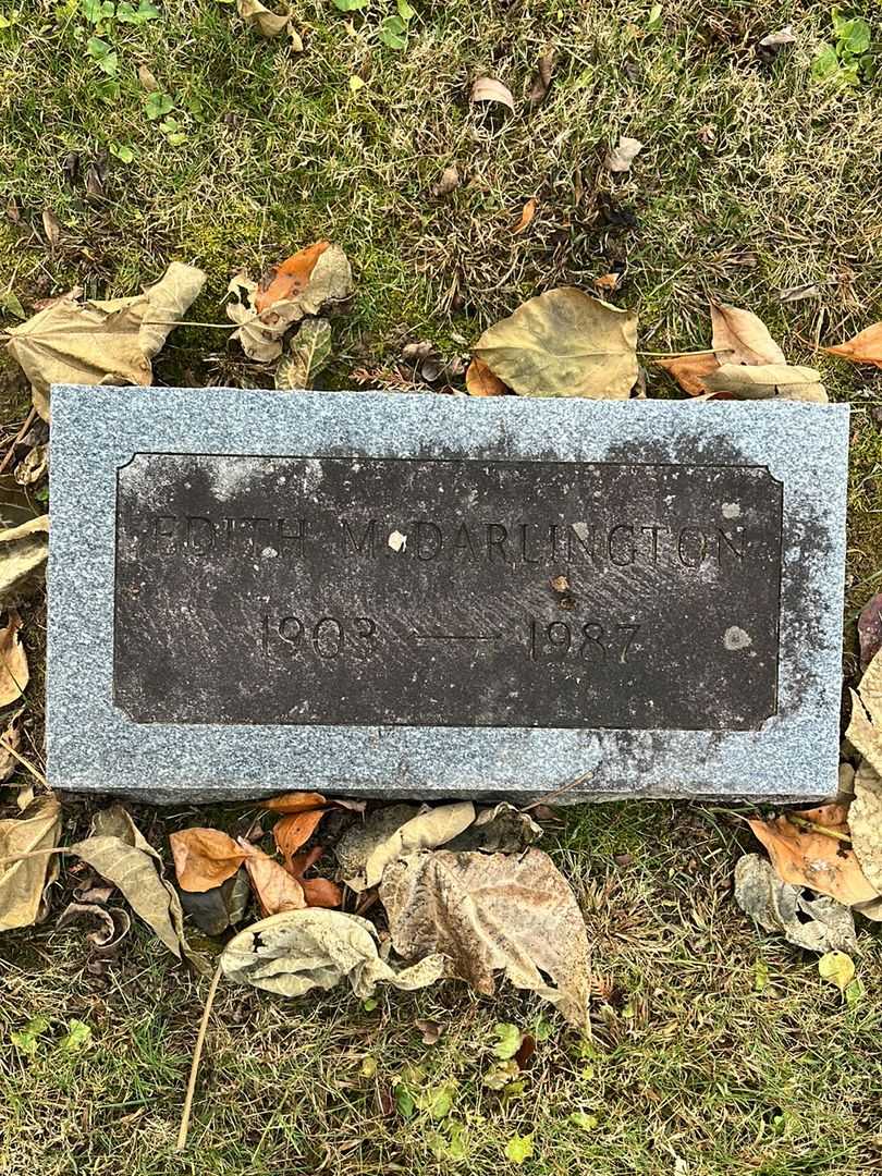 Edith M. Darlington Powell's grave. Photo 3