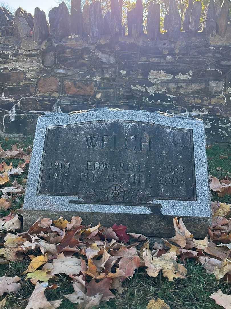 Edward L. Welch's grave. Photo 3