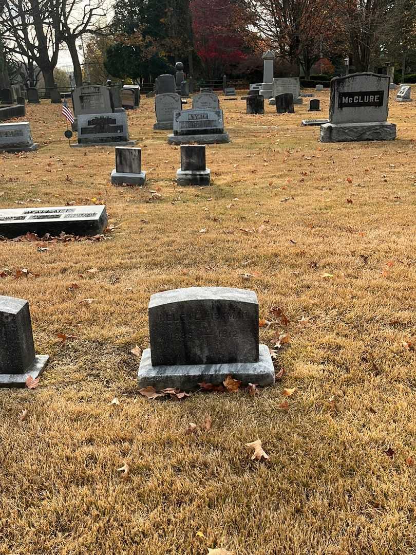 Helen L. Hickman's grave. Photo 2