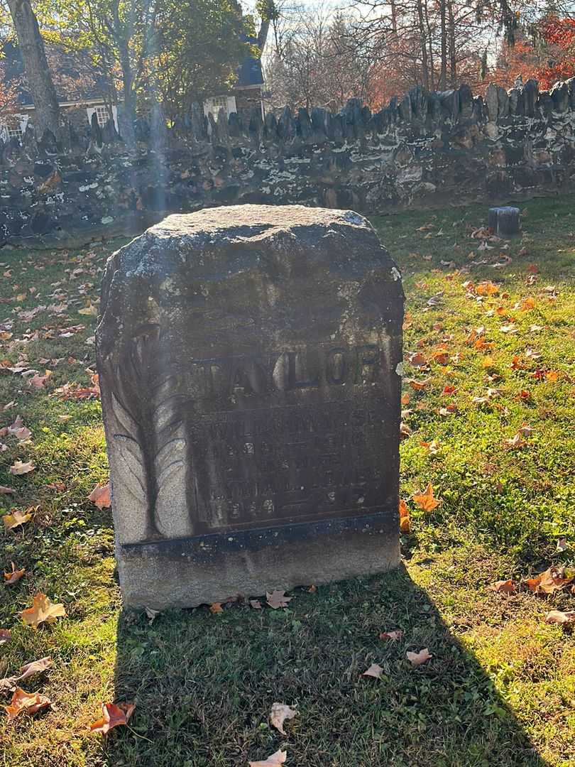 Lydia L. James Taylor's grave. Photo 2