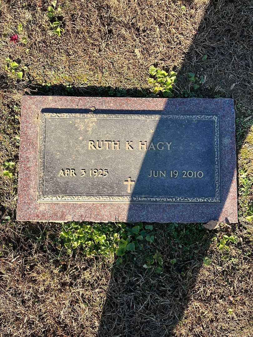 Ruth K. Hagy's grave. Photo 3