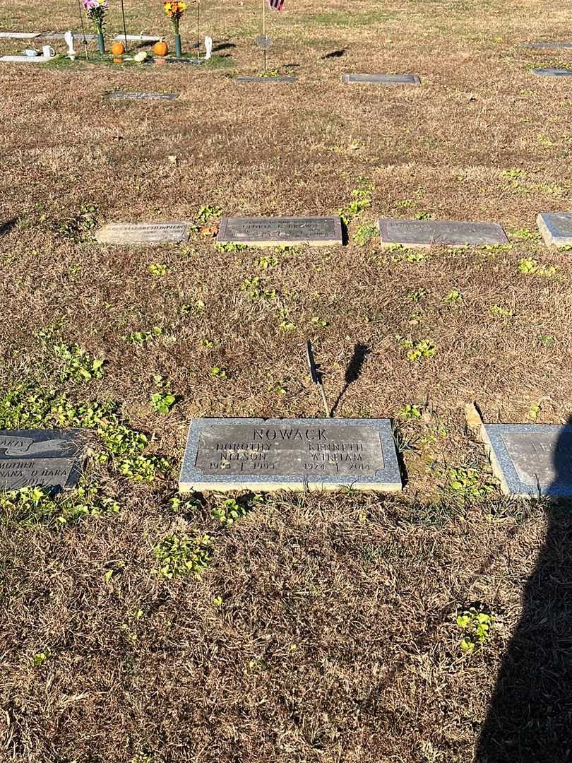 Dorothy Nelson Nowack's grave. Photo 2