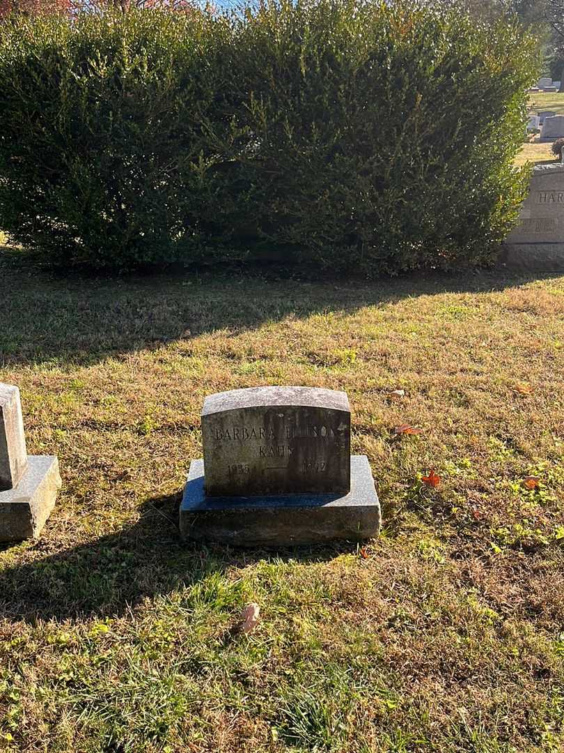 Barbara Ellison Kahn's grave. Photo 2