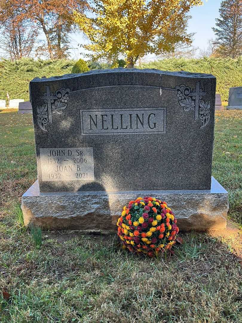 John D. Nelling Senior's grave. Photo 3