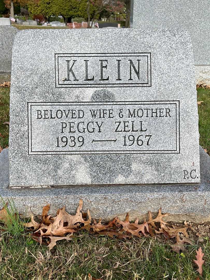 Peggy Zell Klein's grave. Photo 3