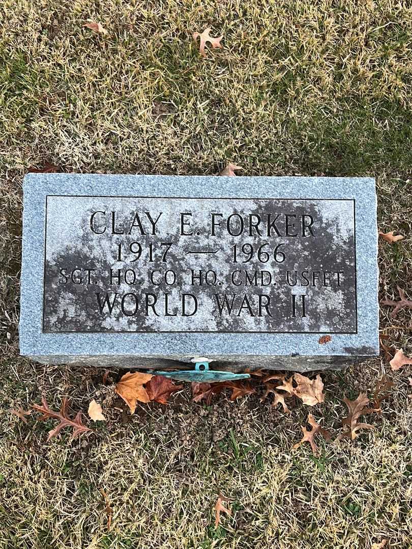 John M. Fackler Junior's grave. Photo 1