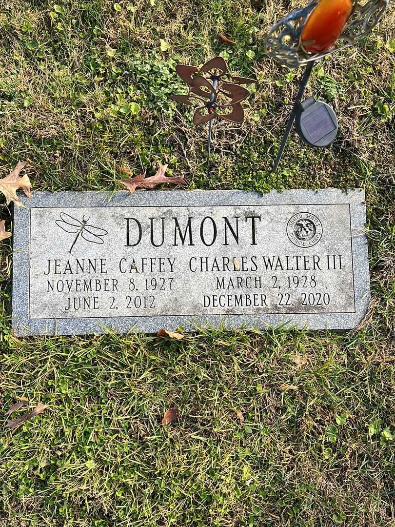 Jeanne Caffey Dumont's grave. Photo 4