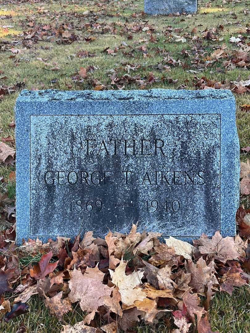 George T. Aikens's grave. Photo 1