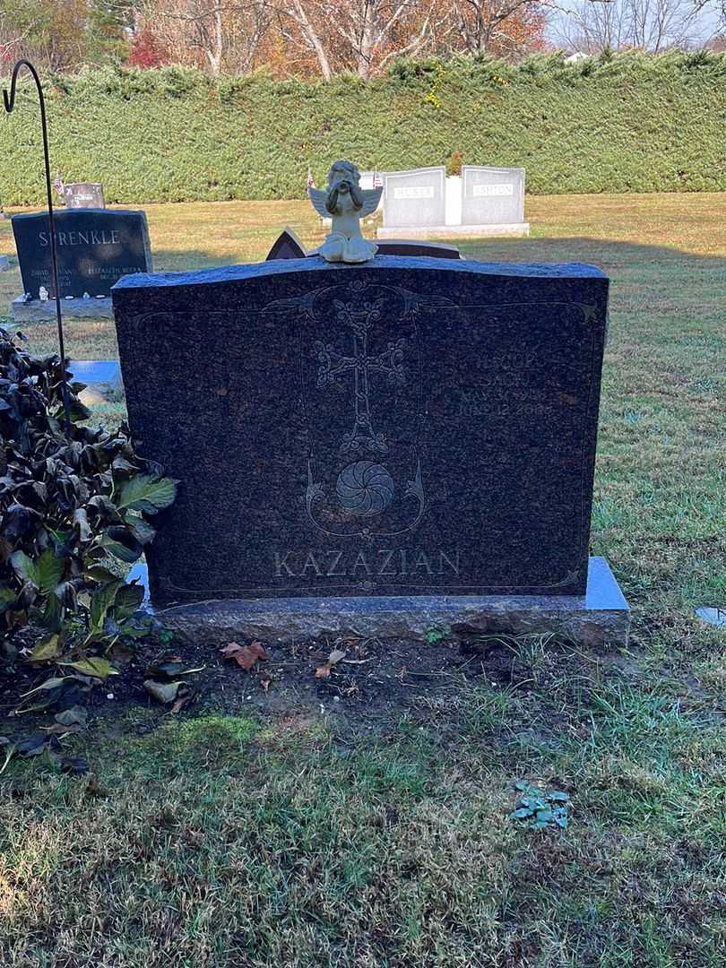 Hagor "Jack" Kazazian's grave. Photo 2