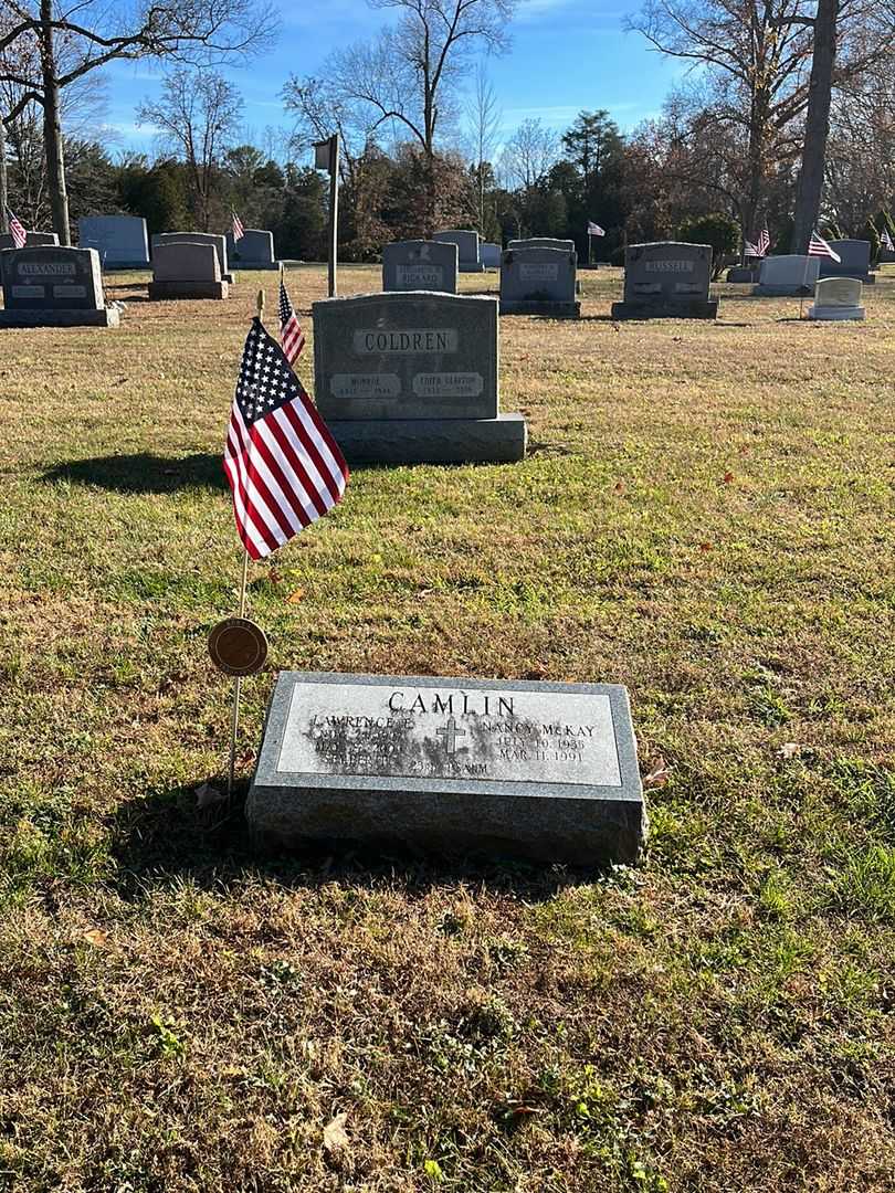 Lawrence E. Camlin's grave. Photo 2