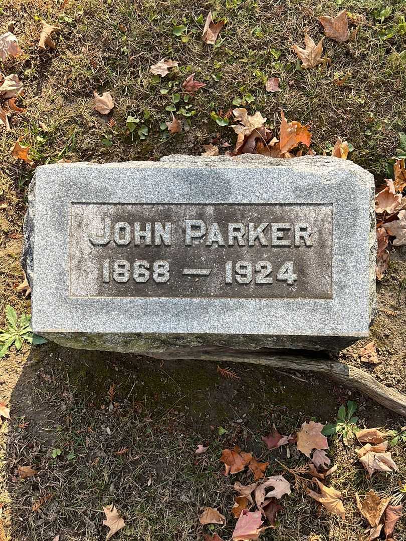 Edith M. Parker's grave. Photo 1