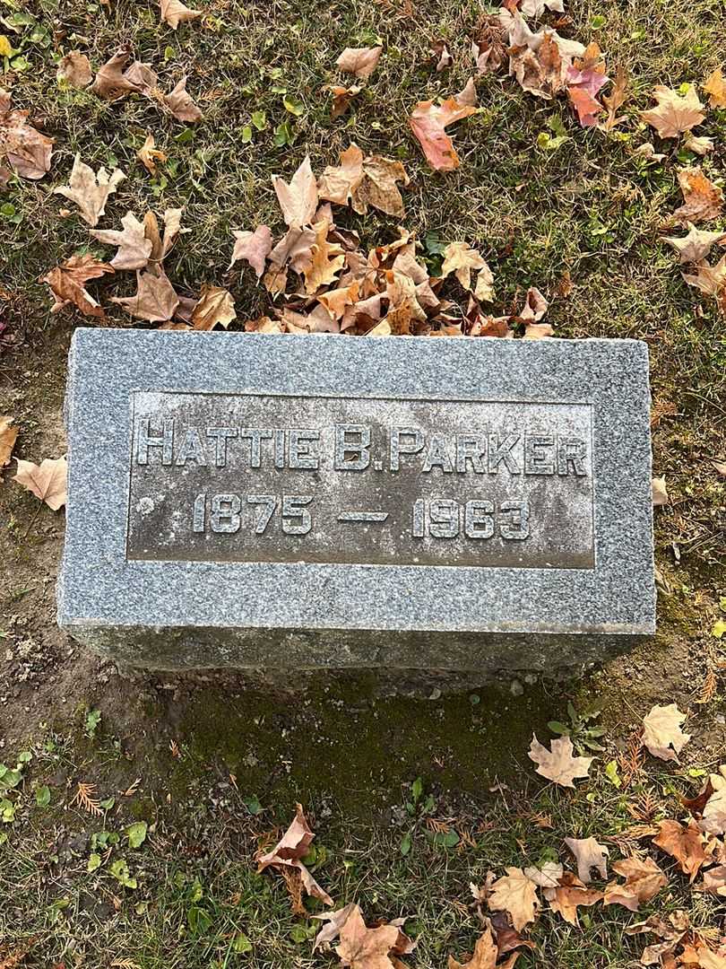 Hattie B. Parker's grave. Photo 3