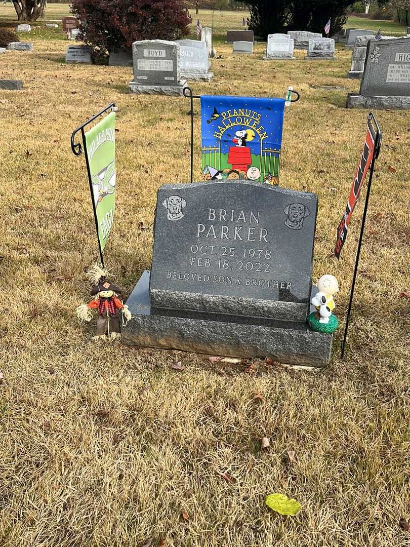 Brian Parker's grave. Photo 2