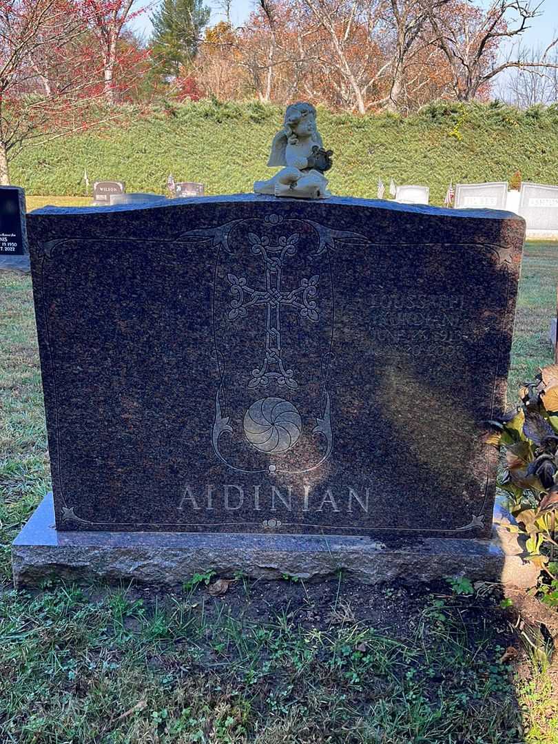 Hagor "Jack" Kazazian's grave. Photo 1