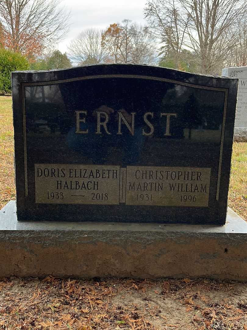 Doris Elizabeth Halbach Ernst's grave. Photo 1