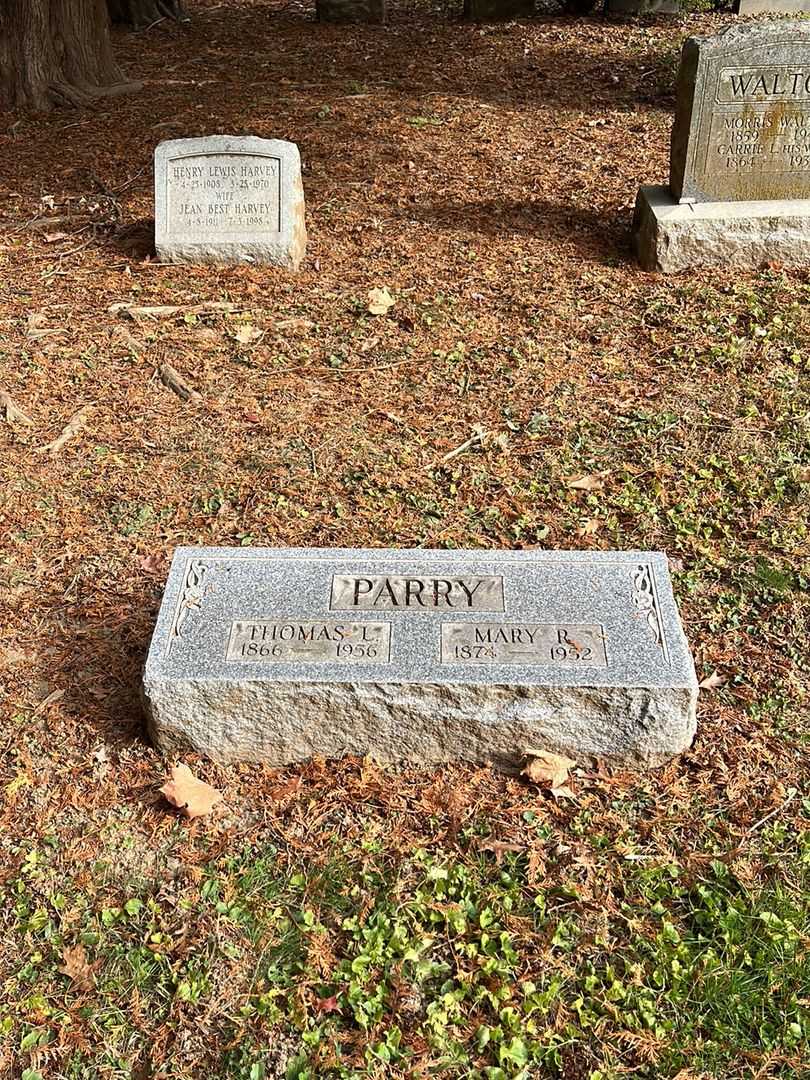 Thomas L. Parry's grave. Photo 2