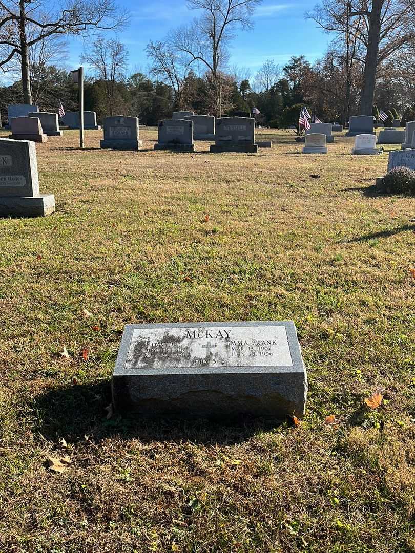 Emma Frank McKay's grave. Photo 2