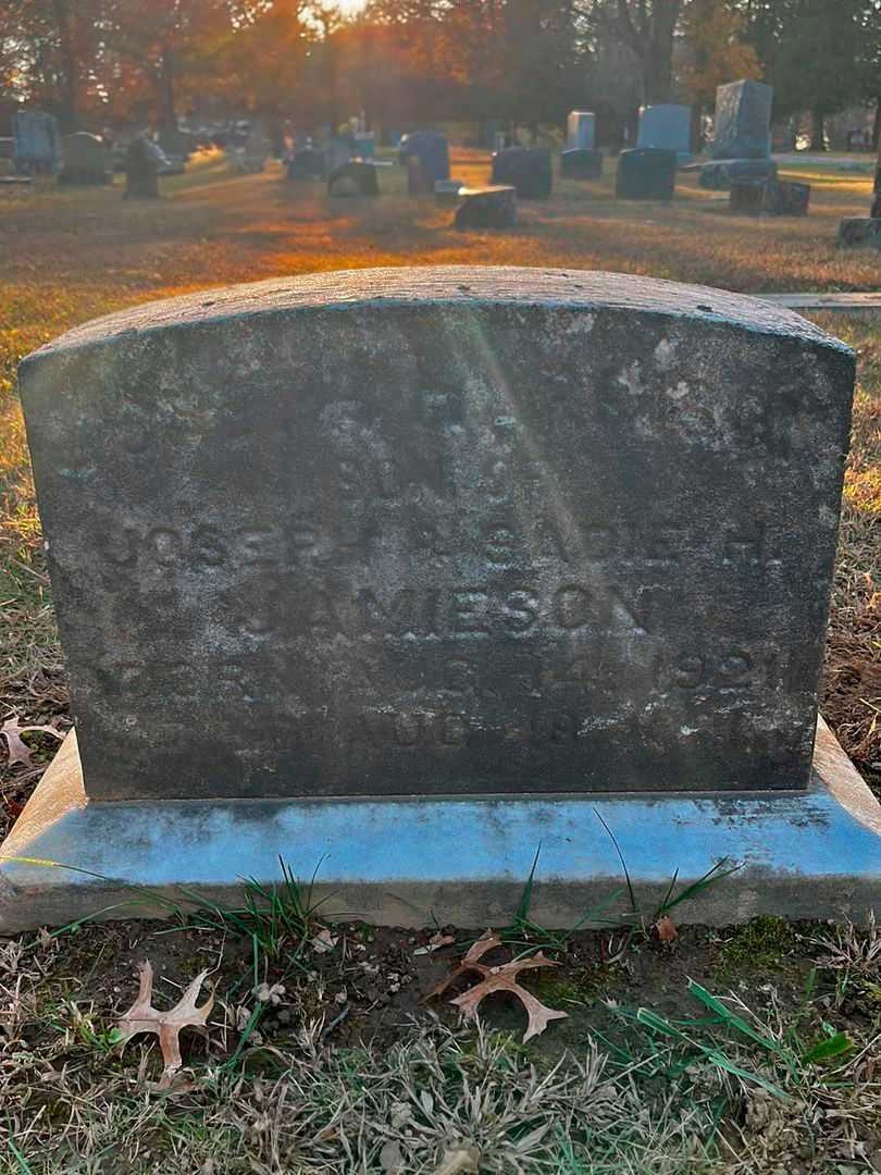 Joseph Jamieson's grave. Photo 1