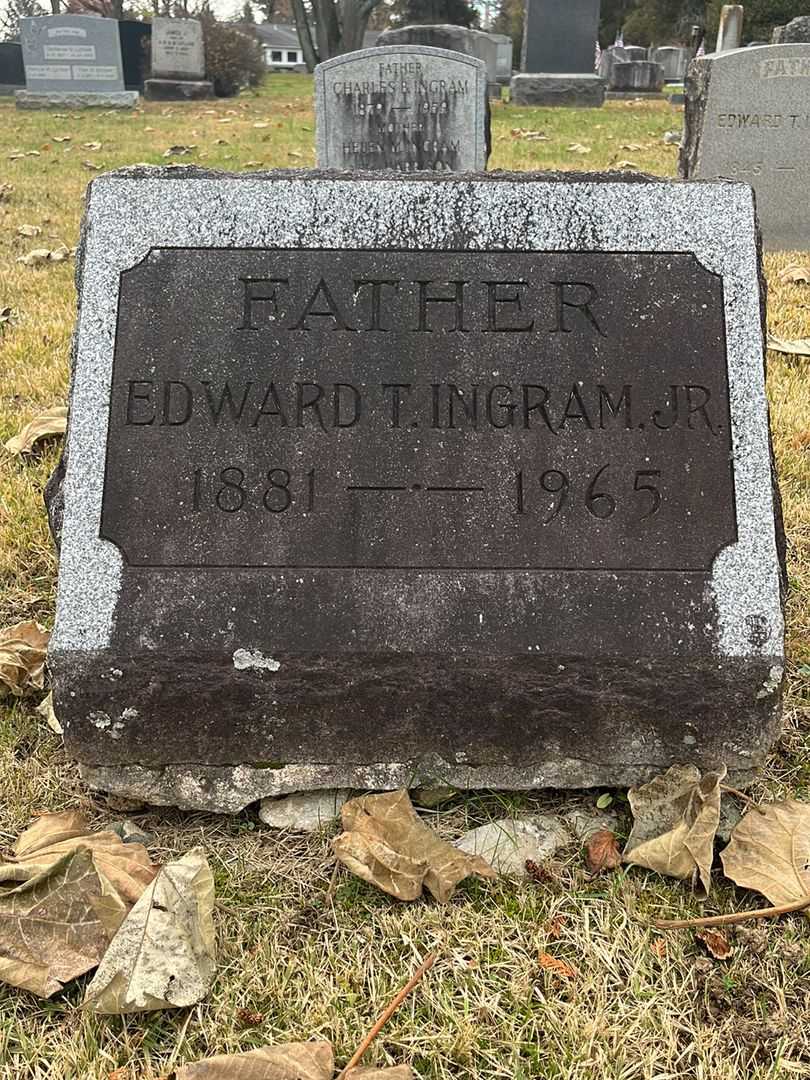 Edward T. Ingram Junior's grave. Photo 3