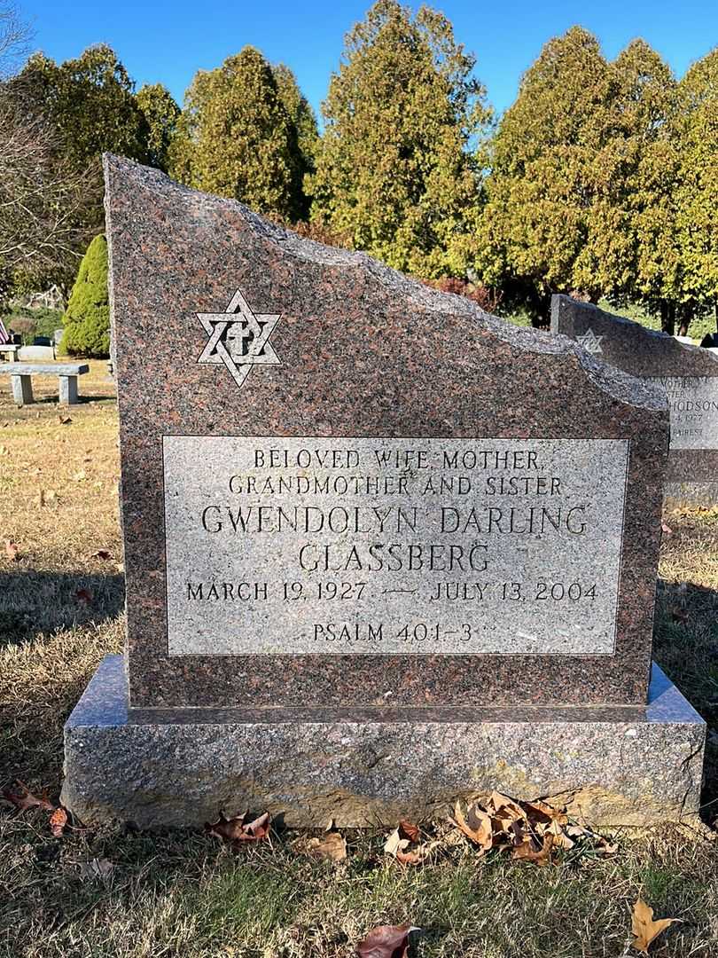 Gwendolyn Darling Glassberg's grave. Photo 3