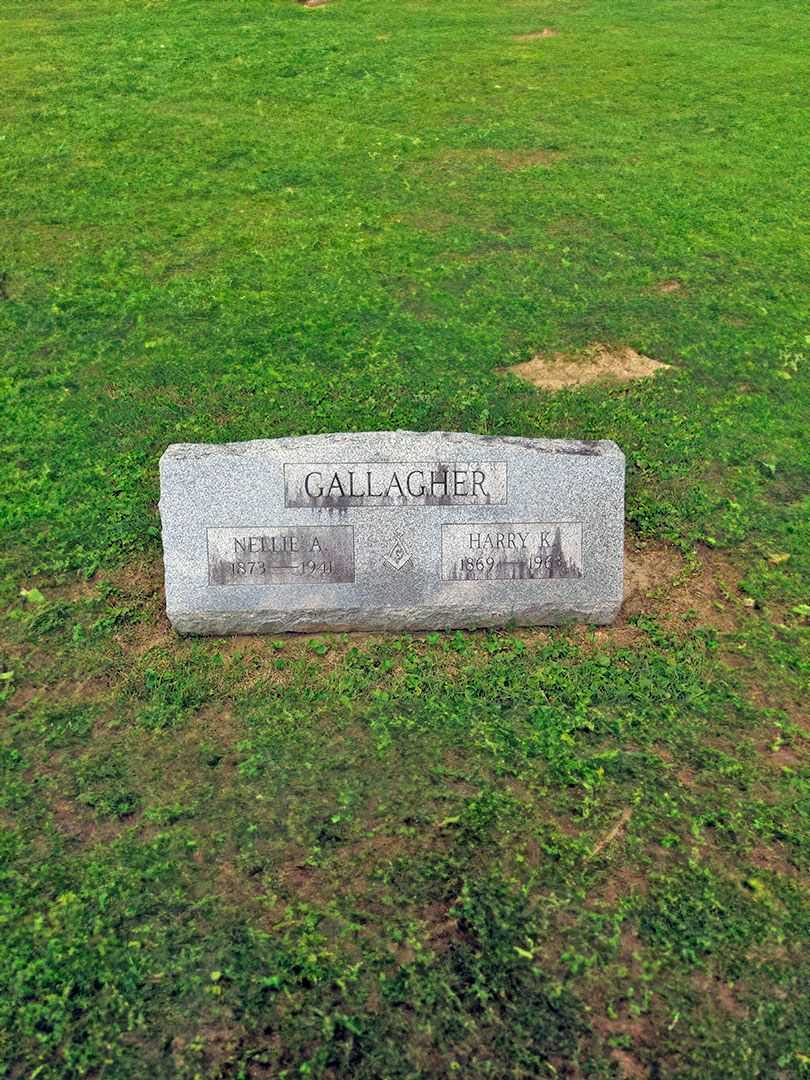 Nellie A. Gallagher's grave. Photo 2