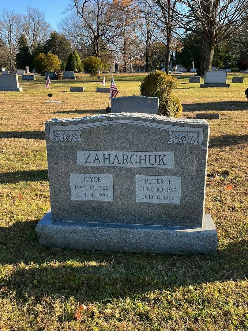 Peter J. Zaharchuk's grave. Photo 2