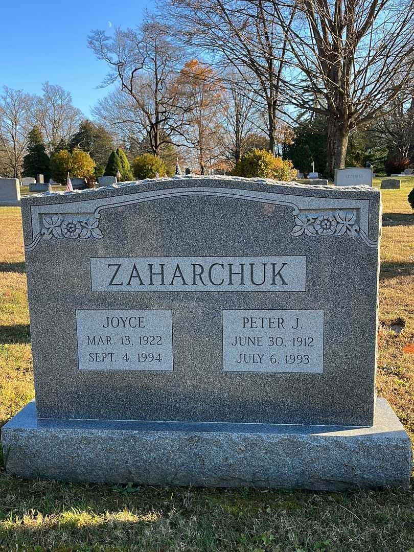 Peter J. Zaharchuk's grave. Photo 3