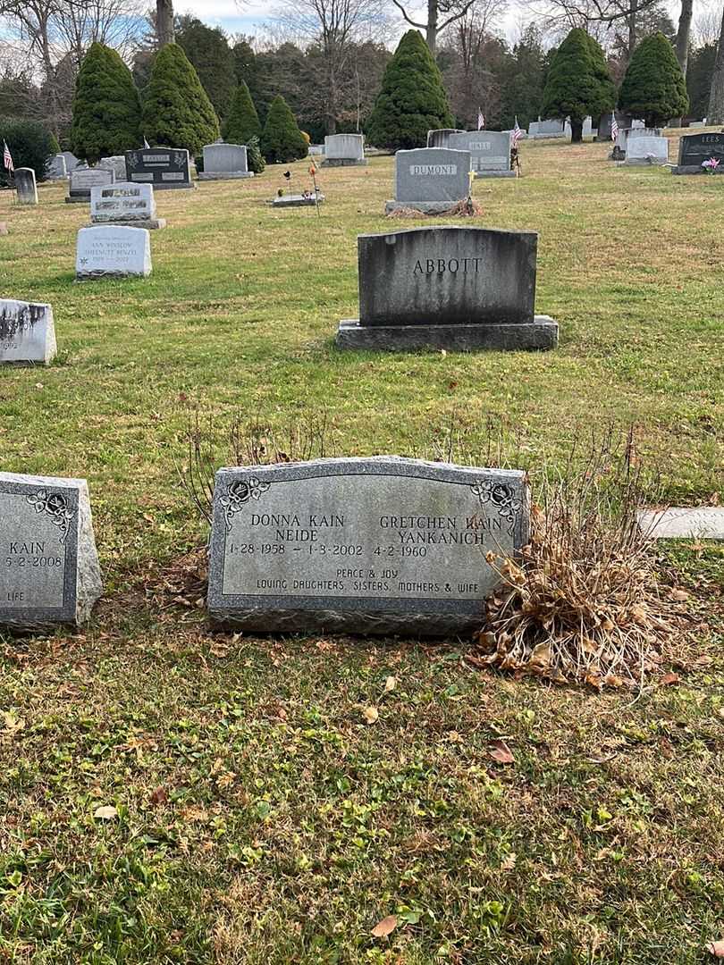 Donna Kain Neide's grave. Photo 2