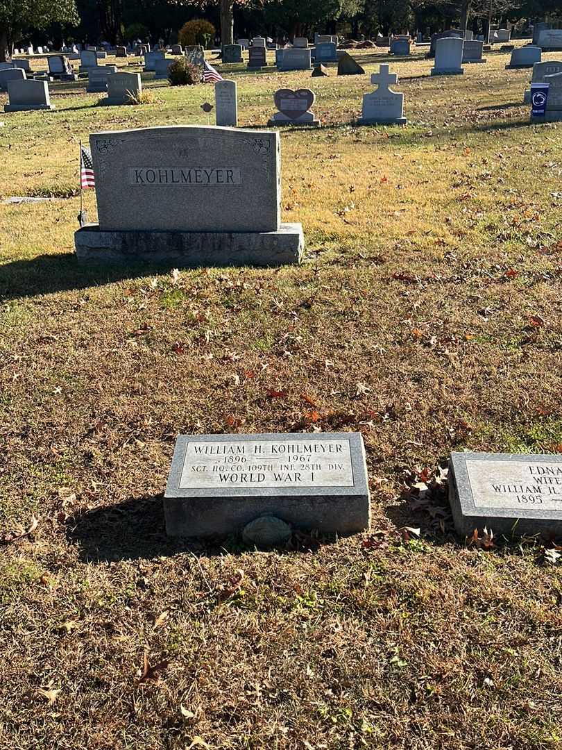 William H. Kohlmeyer's grave. Photo 3
