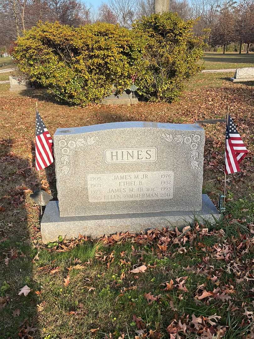 James M. Hines Junior's grave. Photo 2