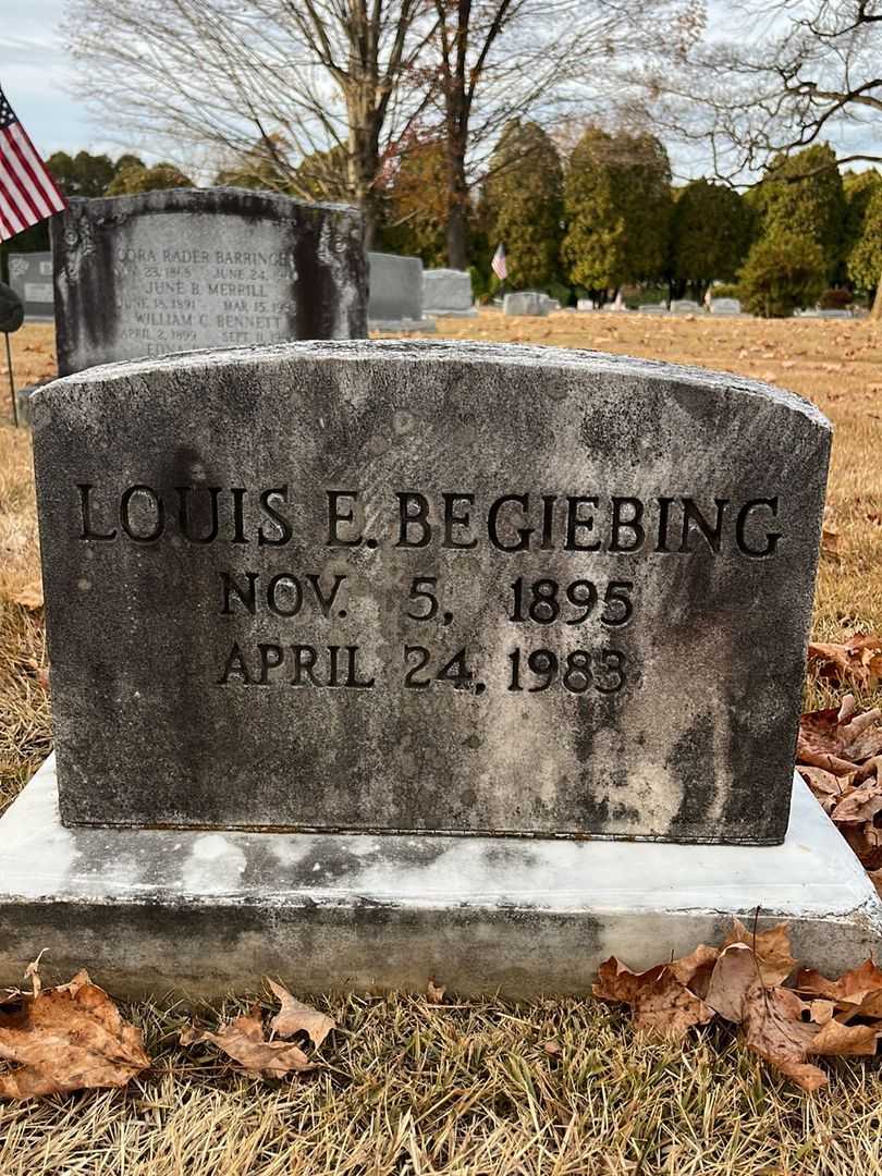 Cora Rader Barringer's grave. Photo 5