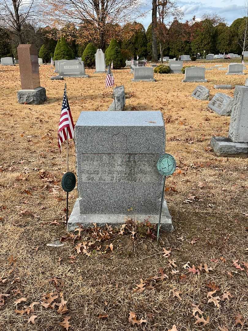 Irwin T. Yearsley's grave. Photo 2