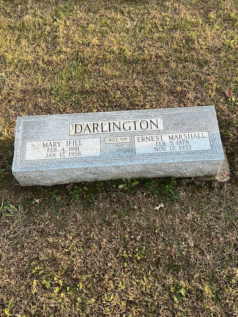 Mary Ifill Darlington's grave. Photo 1