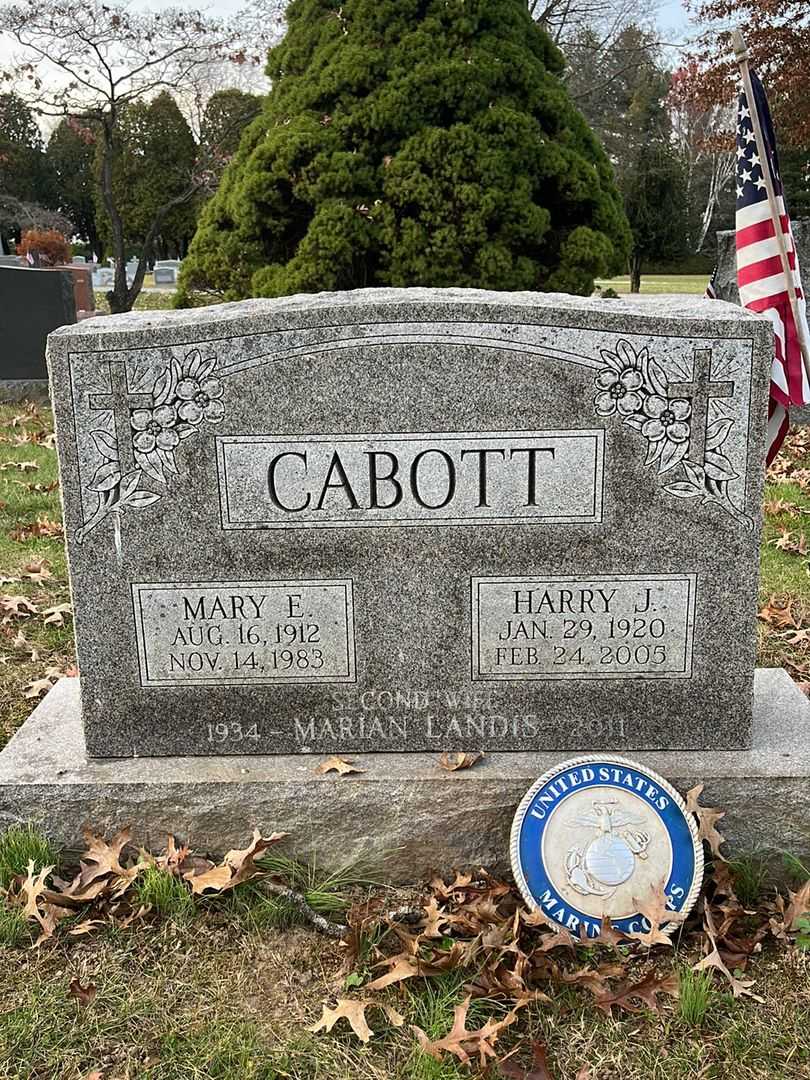 Mary E. Cabott's grave. Photo 1