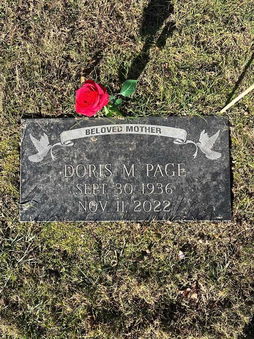 Doris M. Page's grave. Photo 5