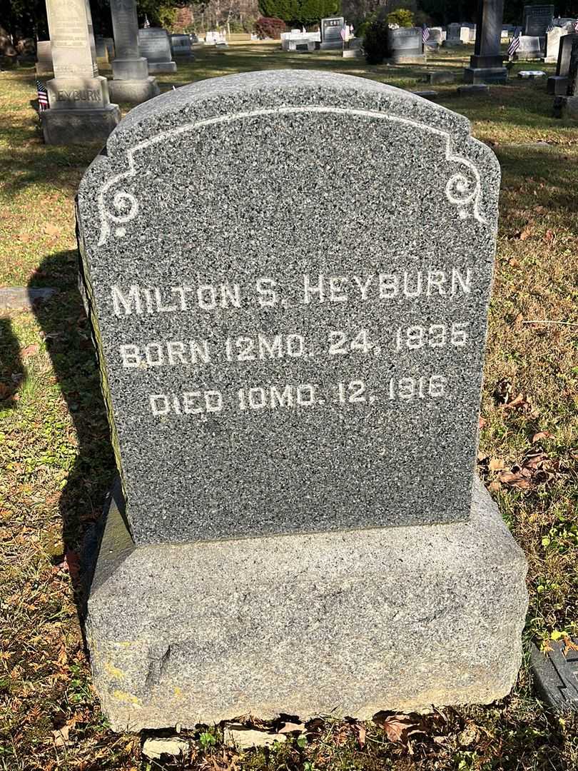 Milton S. Heyburn's grave. Photo 3