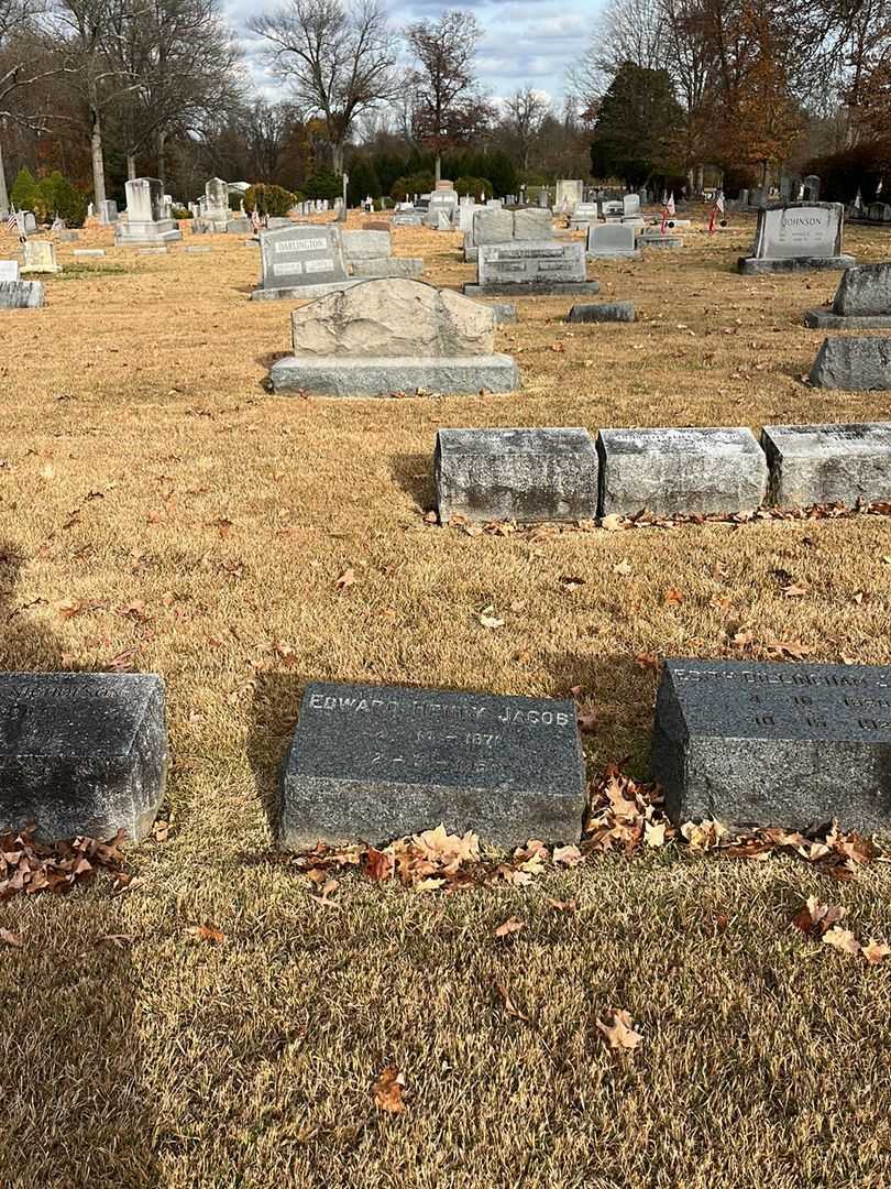 Edward Henry Jacob's grave. Photo 2