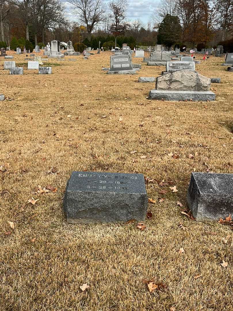 Emma Taylor Jacob's grave. Photo 2