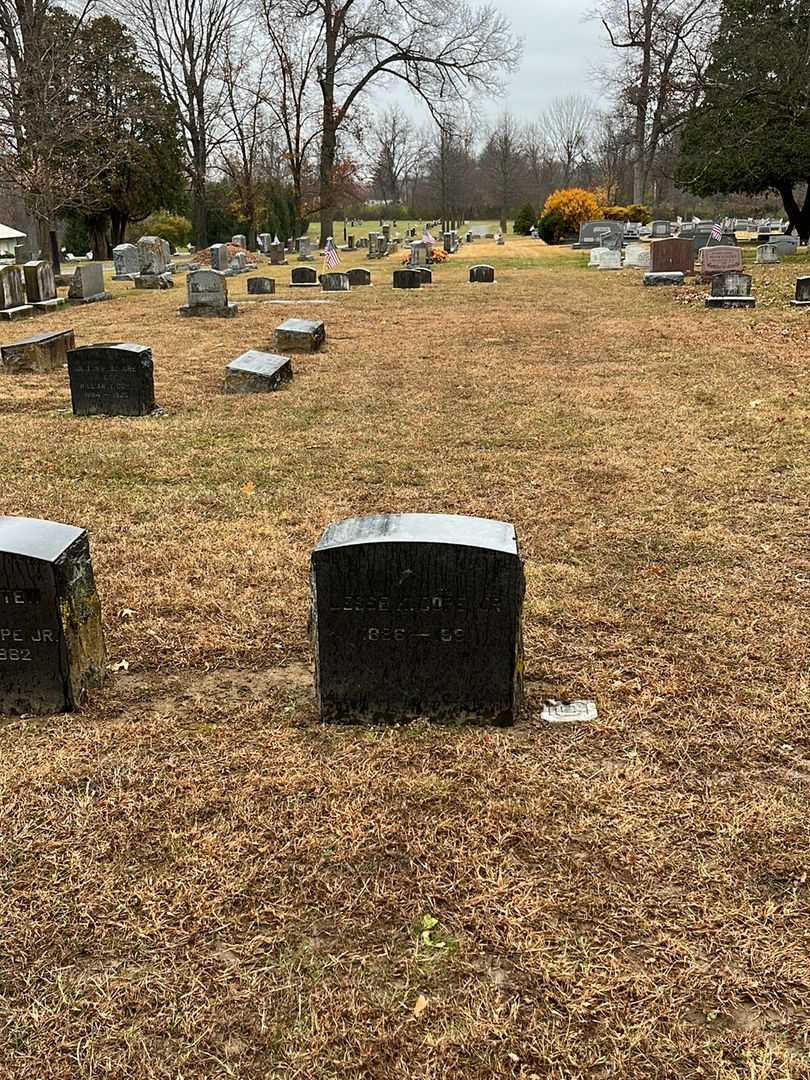 Jesse K. Cope Junior's grave. Photo 2