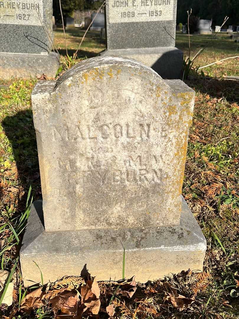 Malcoln E. Reyburn's grave. Photo 3