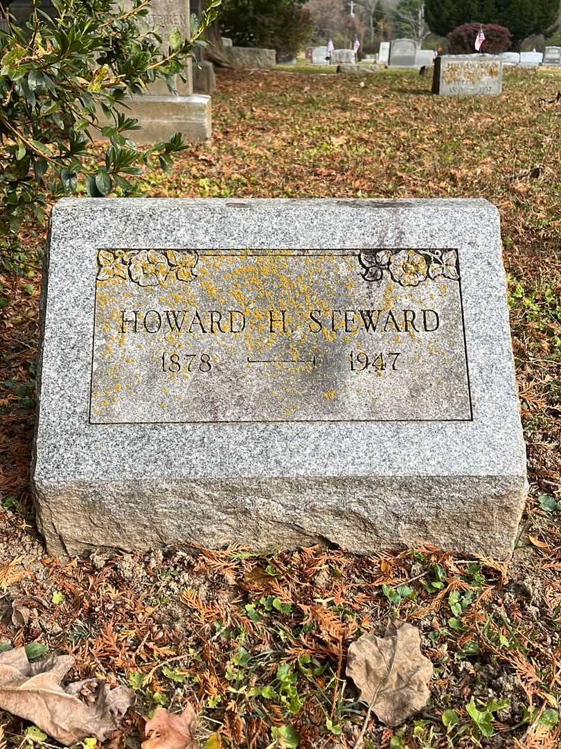 Howard H. Steward's grave. Photo 3