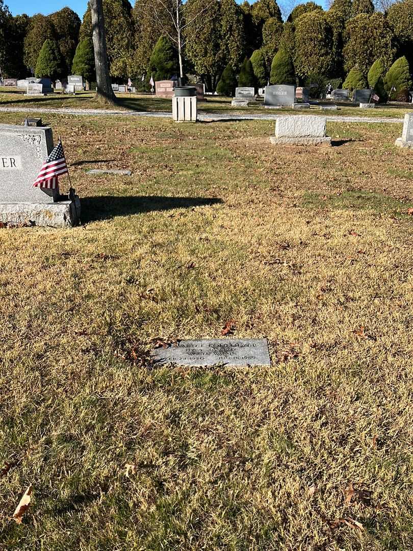 Edward F. Kohlmeyer's grave. Photo 3