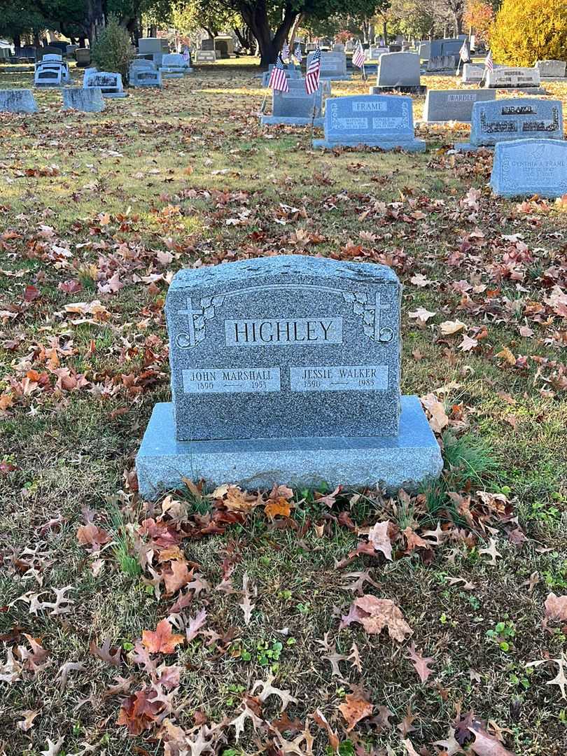 Jessie Walker Highley's grave. Photo 2